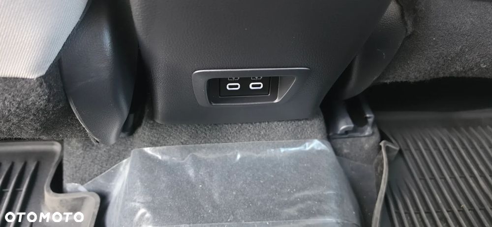 Toyota Corolla Cross - 26