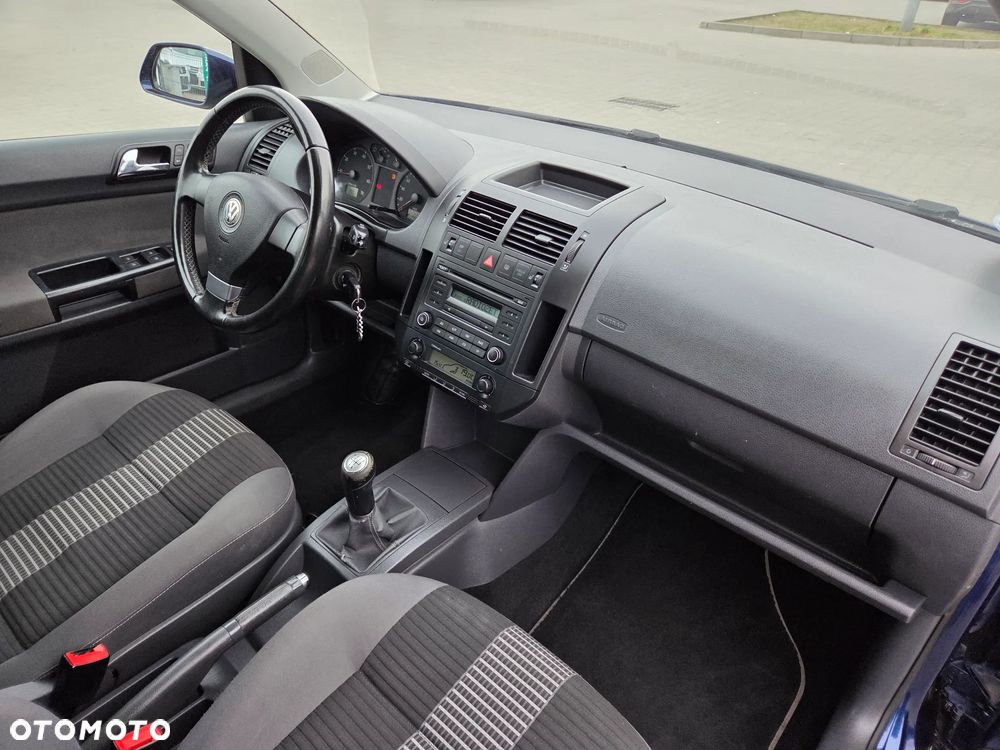 Volkswagen Polo - 19