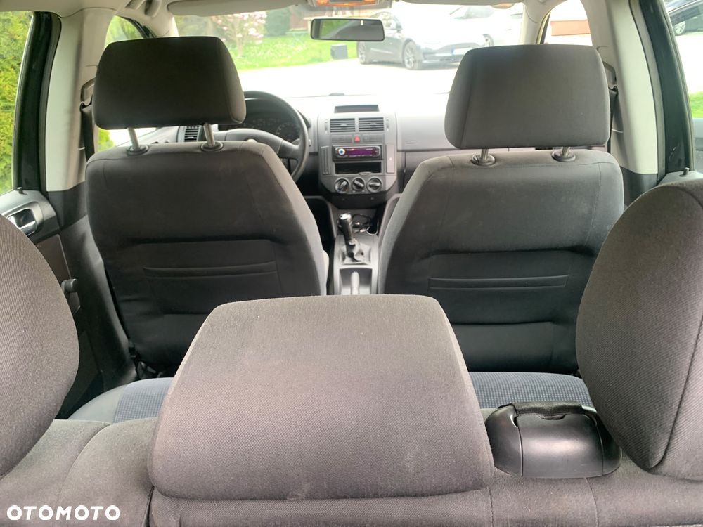 Volkswagen Polo - 24