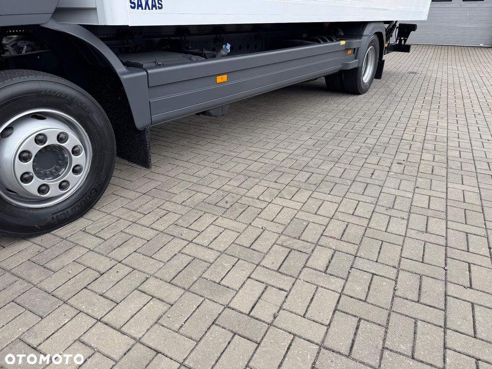 Mercedes-Benz ATEGO - 24