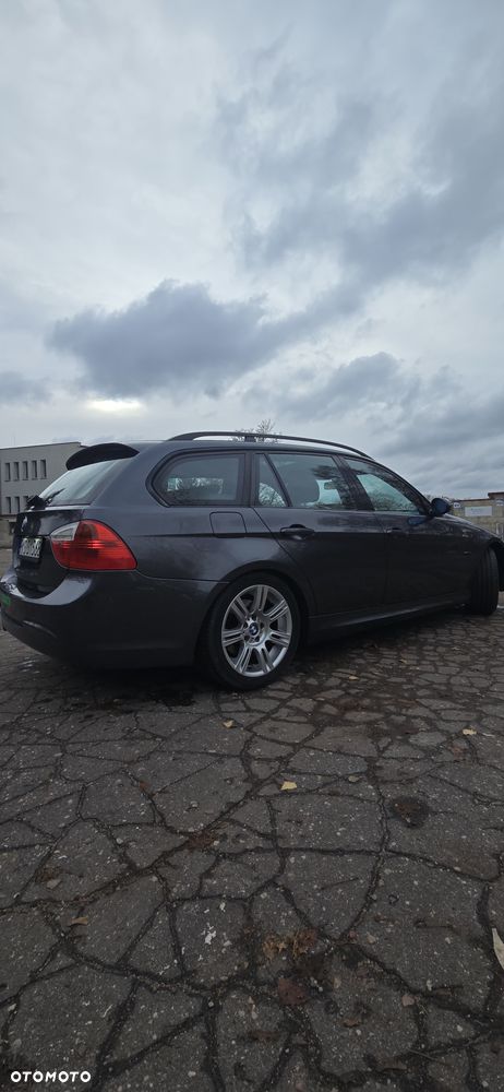 BMW Seria 3 318i - 3