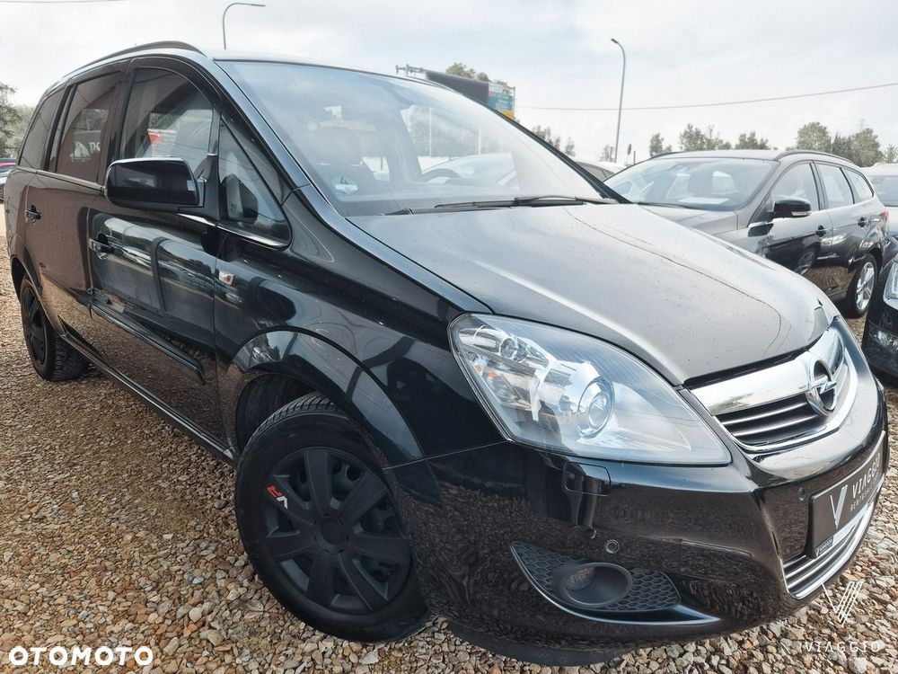 Opel Zafira 1.8 Family Plus - 2