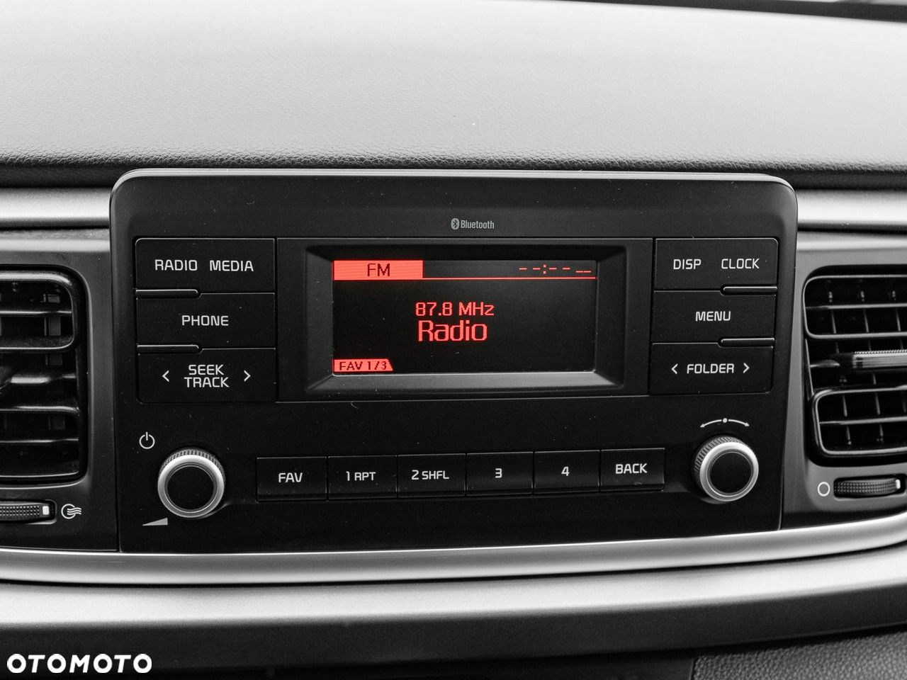 Kia Rio 1.2 M - 24