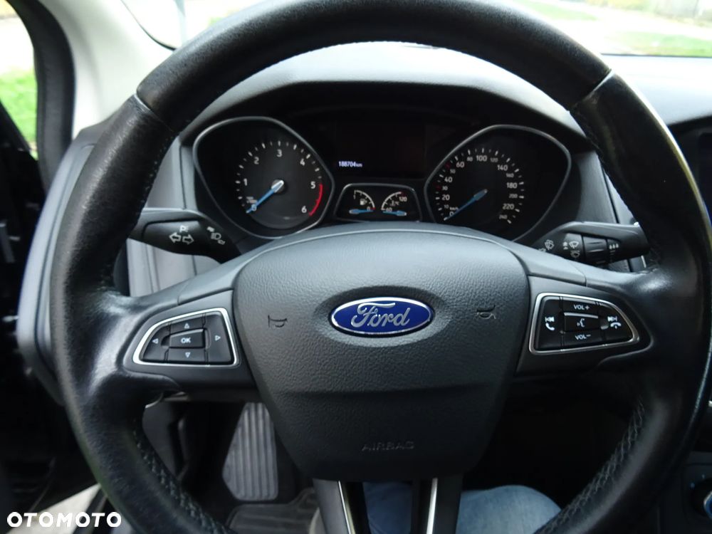 Ford Focus - 29