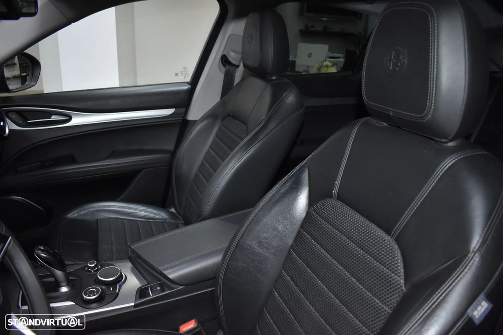 Alfa Romeo Stelvio 2.2 D Super AT8 Q4 - 23