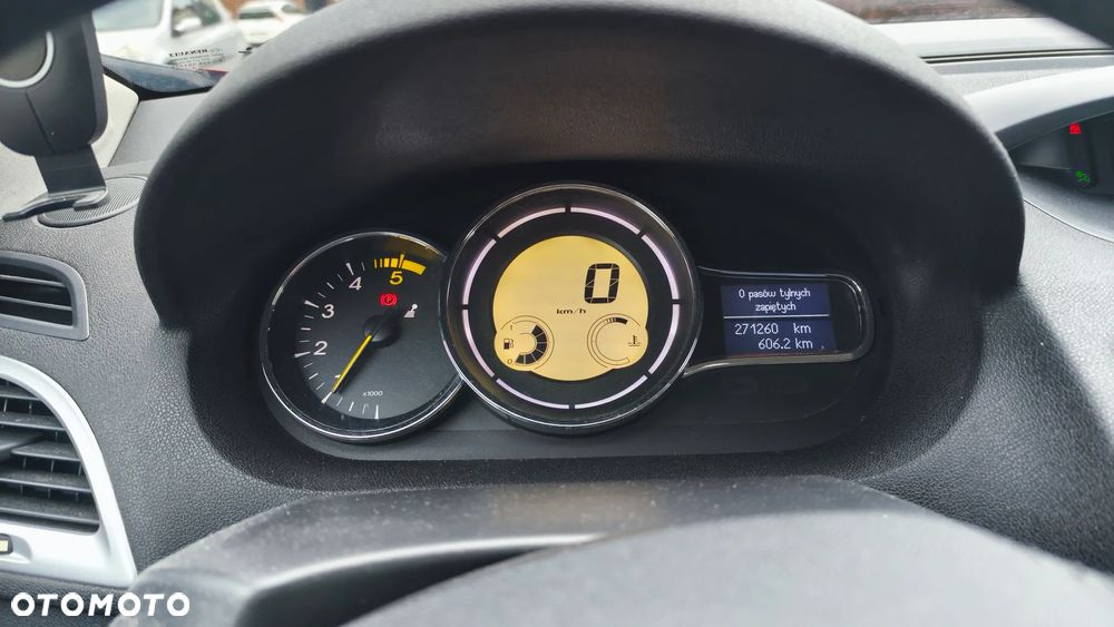 Renault Megane 1.9 dCi Privilege - 9