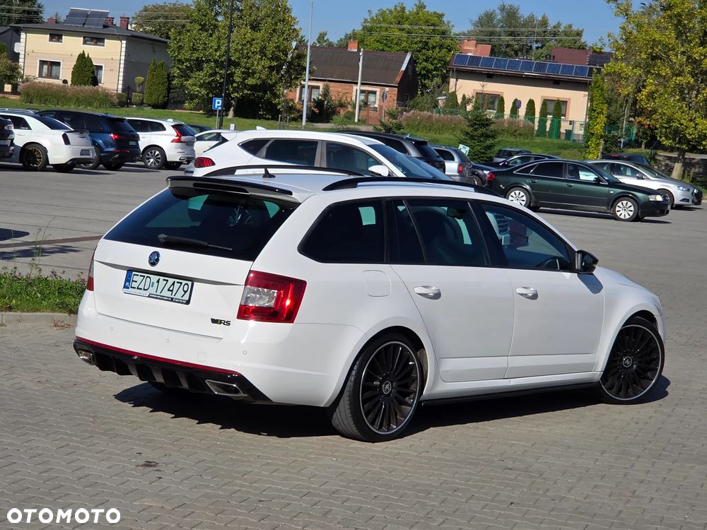 Skoda Octavia 2.0 TSI RS 230 - 10