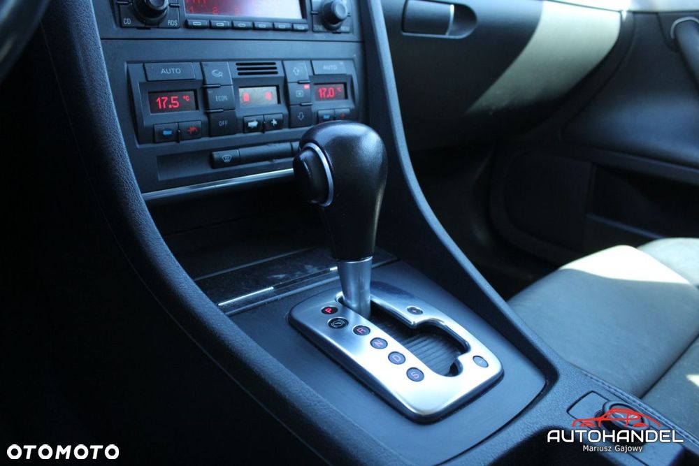 Audi A4 Avant - 15
