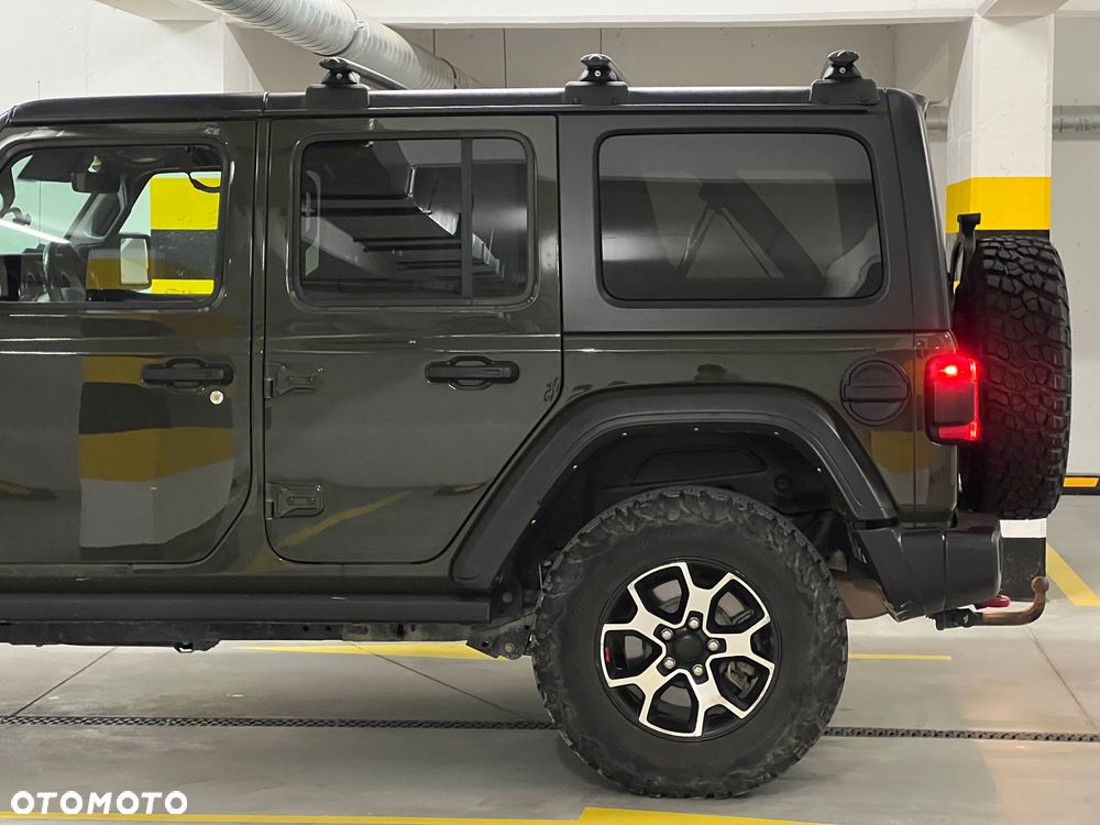 Jeep Wrangler - 10