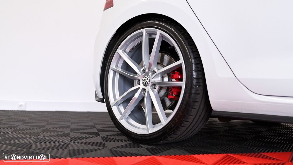 VW Golf 2.0 TSI GTI DSG Performance - 9
