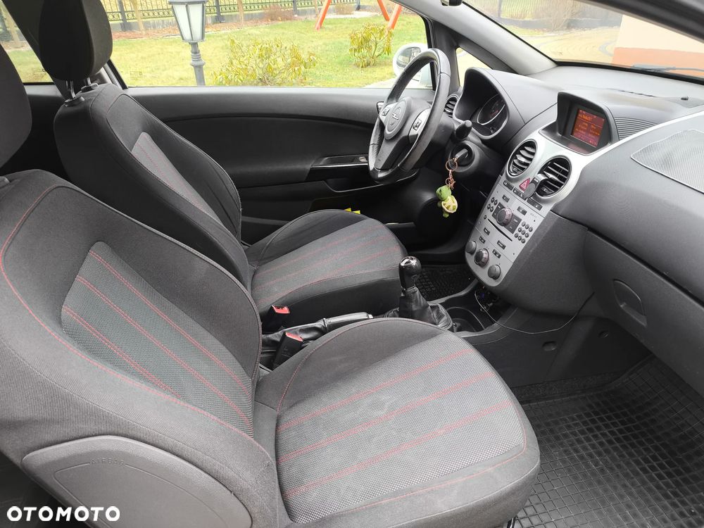 Opel Corsa 1.2 16V Easytronic Cosmo - 10