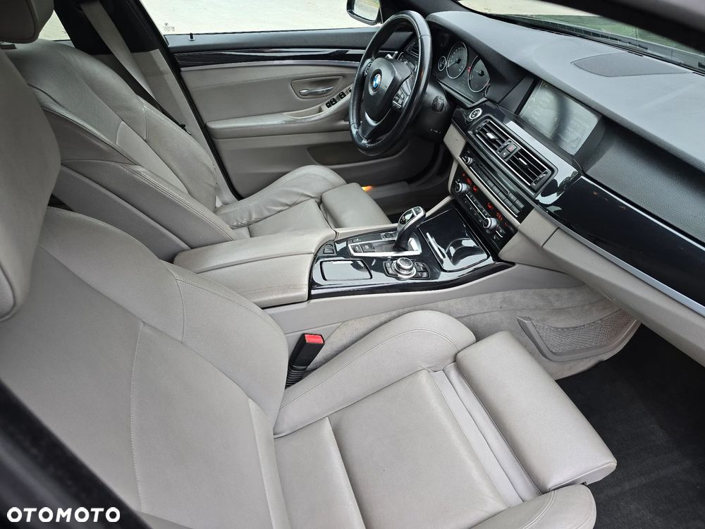 BMW Seria 5 520d - 6