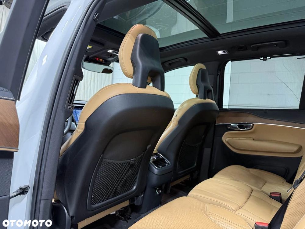 Volvo XC 90 - 13