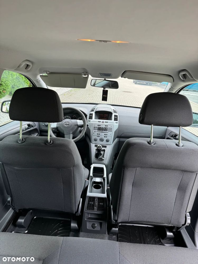 Opel Zafira 1.6 ecoFLEX Family - 12