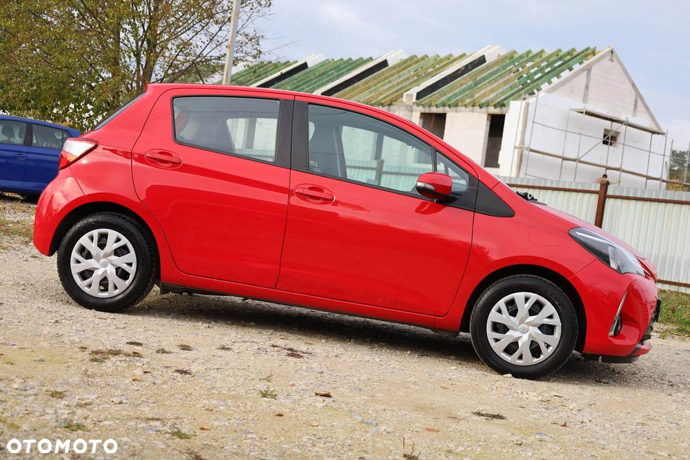 Toyota Yaris 1.5 Premium - 9
