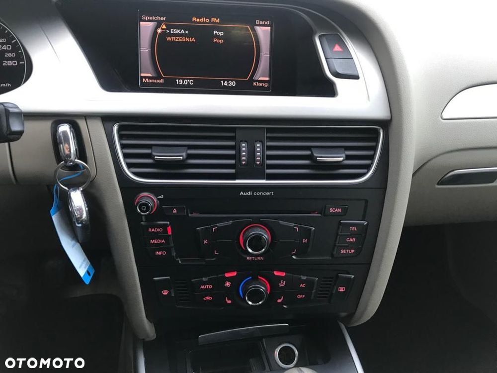 Audi A4 Avant 2.0 TDI - 17