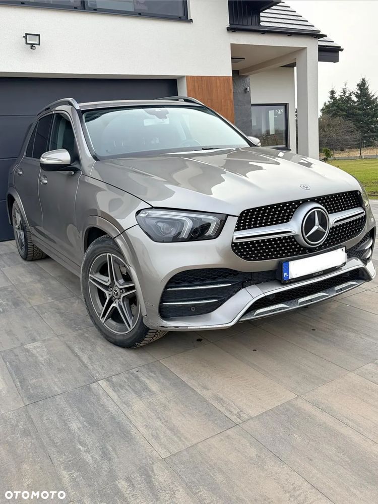 Mercedes-Benz GLE - 12