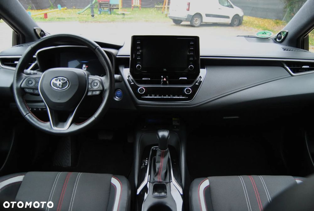 Toyota Corolla 2.0 Hybrid GR Sport - 9