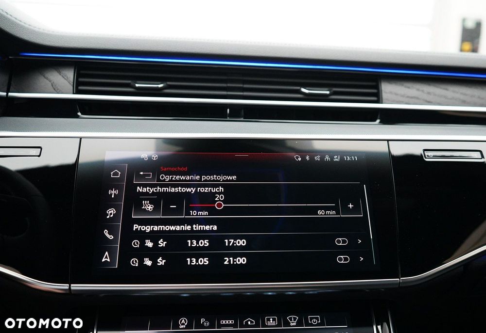 Audi A8 - 40