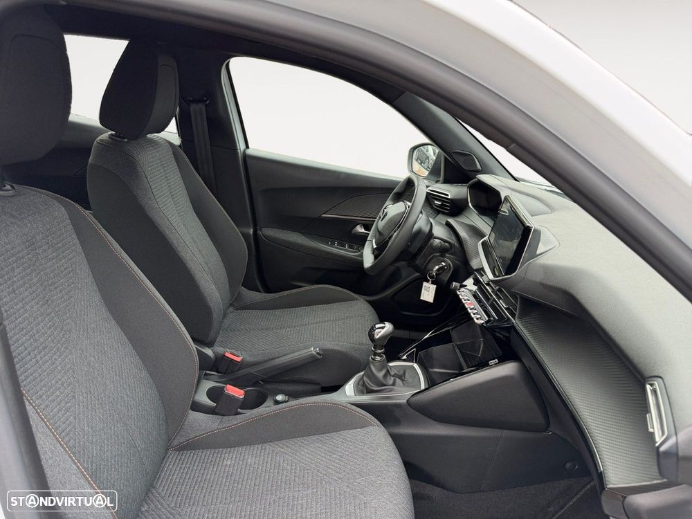 Peugeot 2008 1.2 PureTech Style - 15