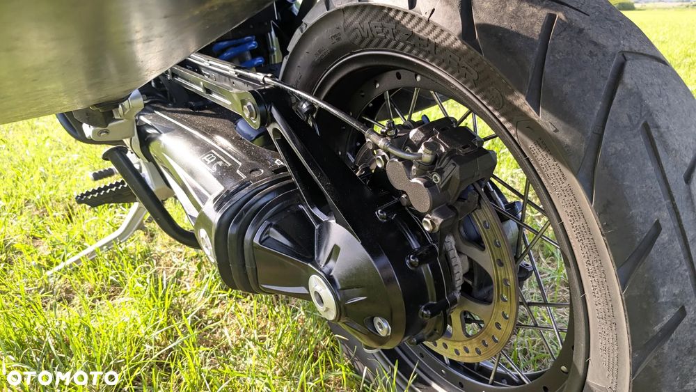Triumph Tiger - 12