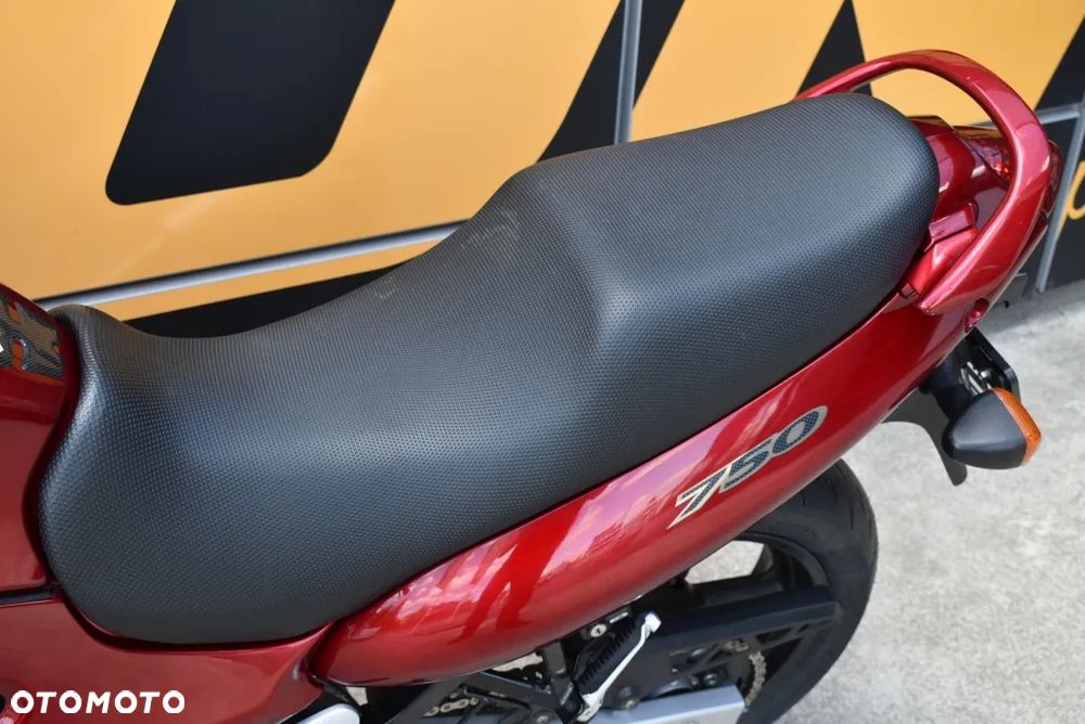 Suzuki GSX-F - Katana - 13