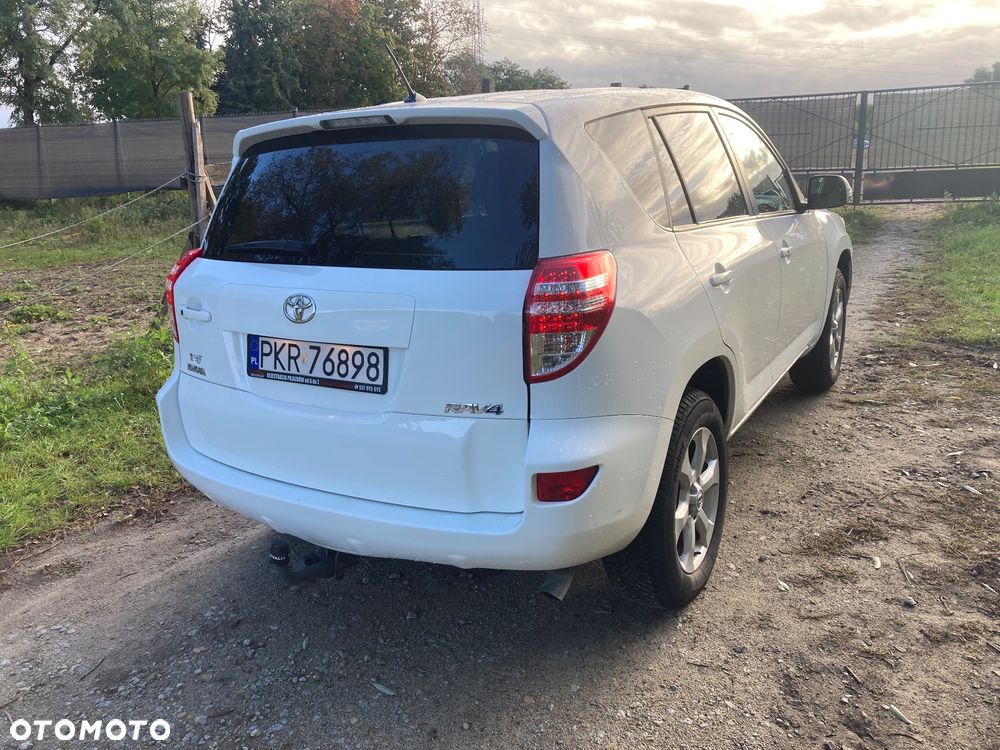 Toyota RAV4 2.2 D-4D Luna 4x2 - 3