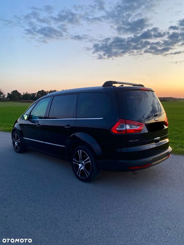 Ford Galaxy 2.0 TDCi Titanium - 17