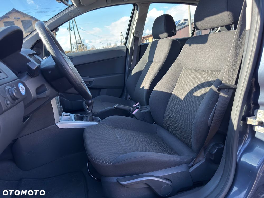 Opel Astra - 13