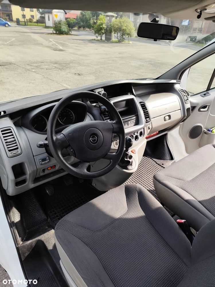 Opel VIVARO - 16