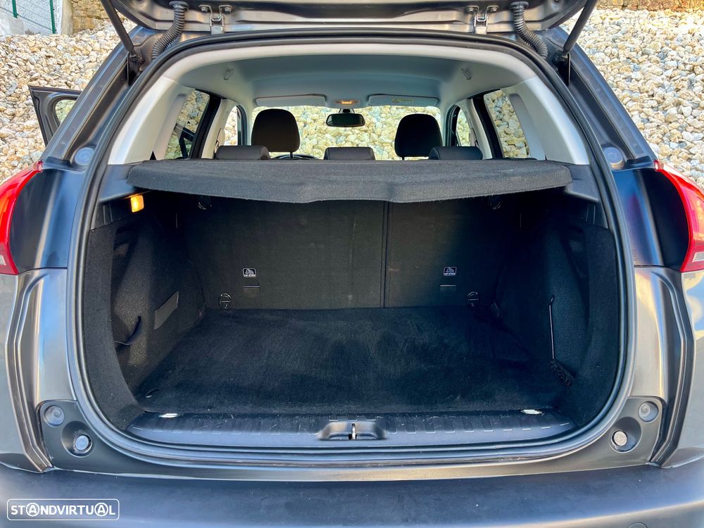 Peugeot 2008 1.2 PureTech Style - 30