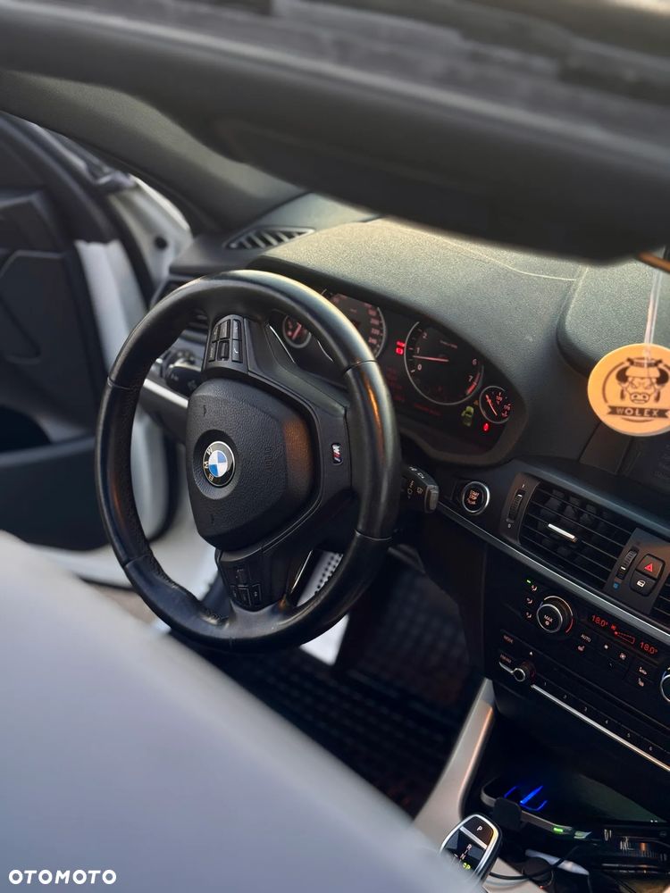 BMW X3 xDrive35i - 8