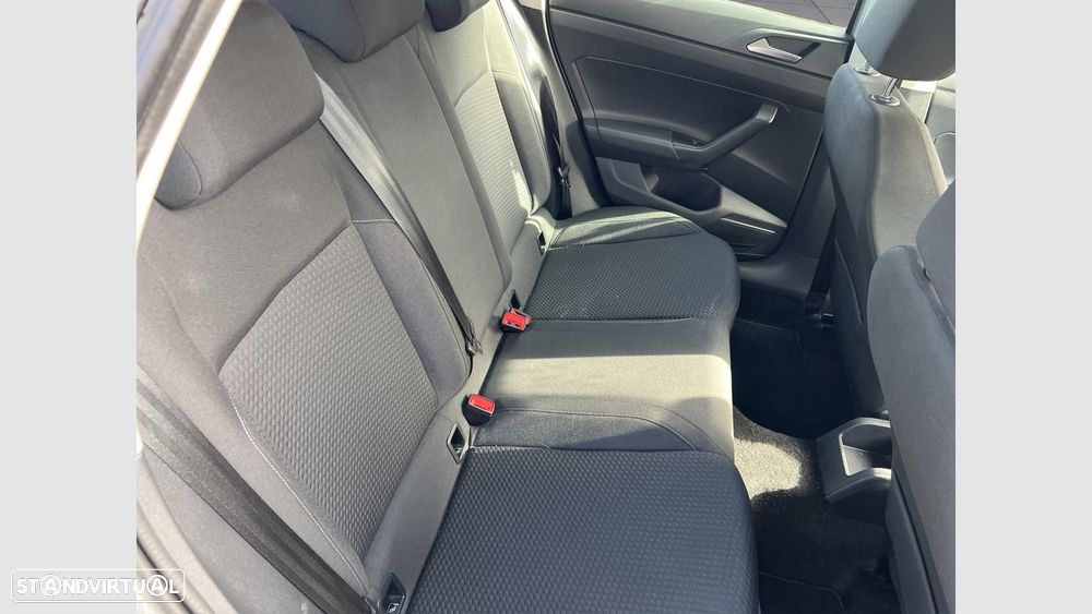 VW Polo 1.0 Confortline - 12