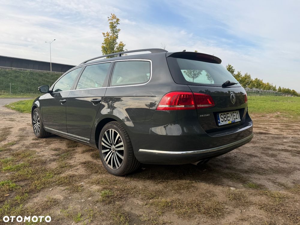 Volkswagen Passat 2.0 TDI Comfortline - 5