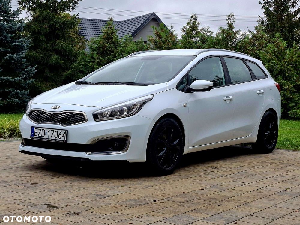 Kia Ceed 1.6 CRDi L Business Line - 16