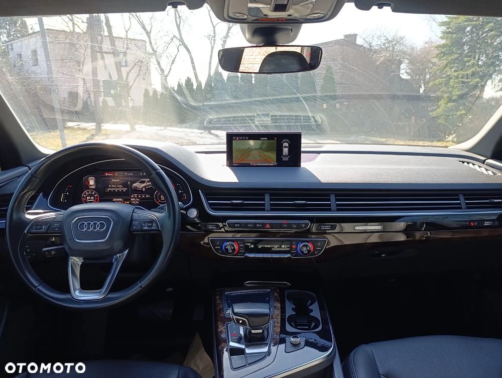 Audi Q7 - 8