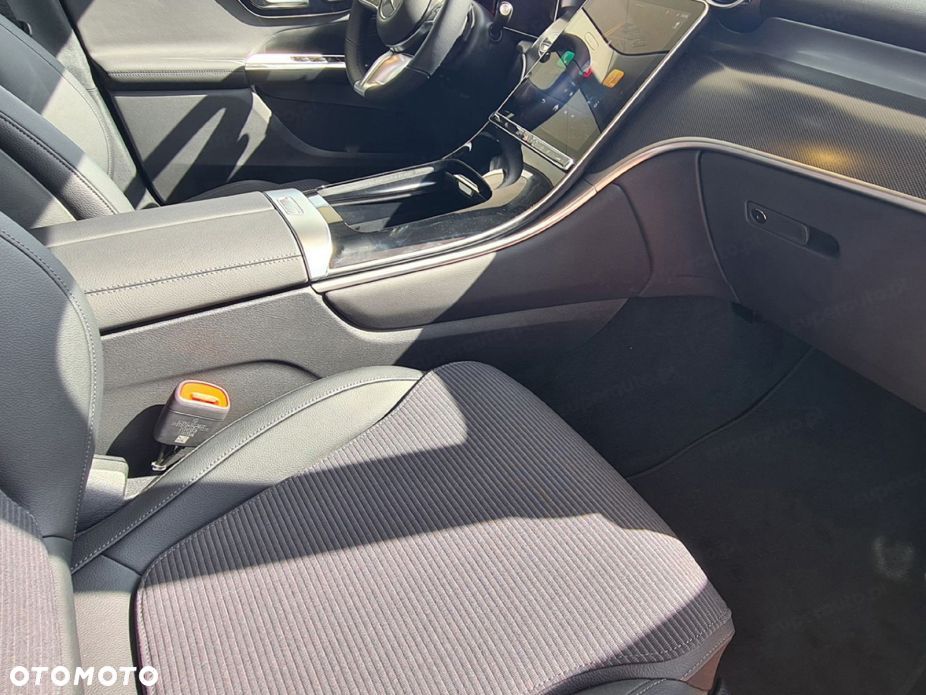 Mercedes-Benz GLC 220 d mHEV 4-Matic Avantgarde - 11