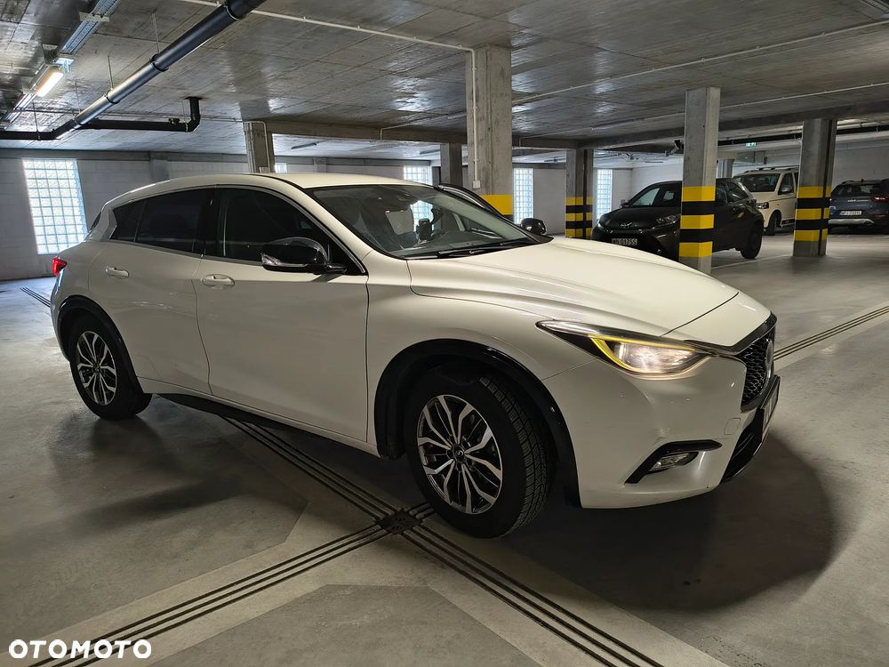 Infiniti Q30 1.5d - 5