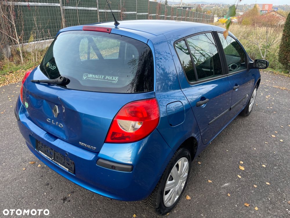 Renault Clio 1.2 16V 75 Dynamique - 3