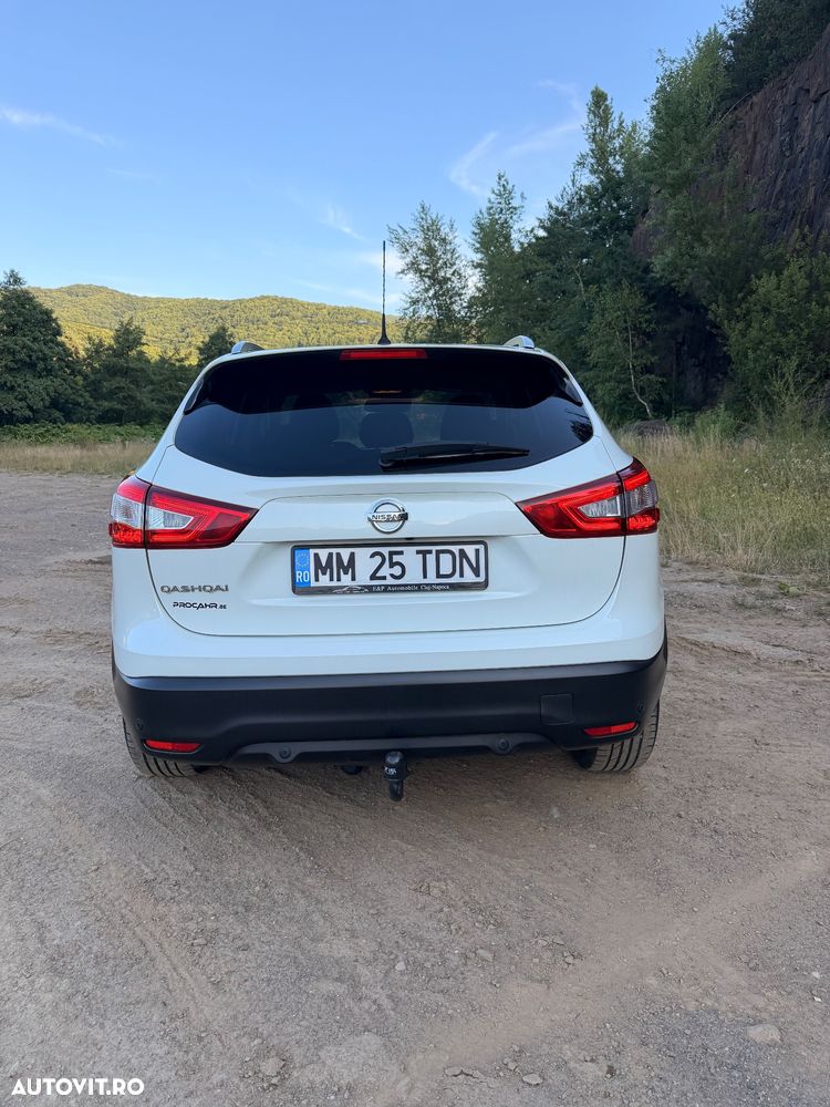 Nissan Qashqai 1.2 DIG-T TEKNA+ - 4