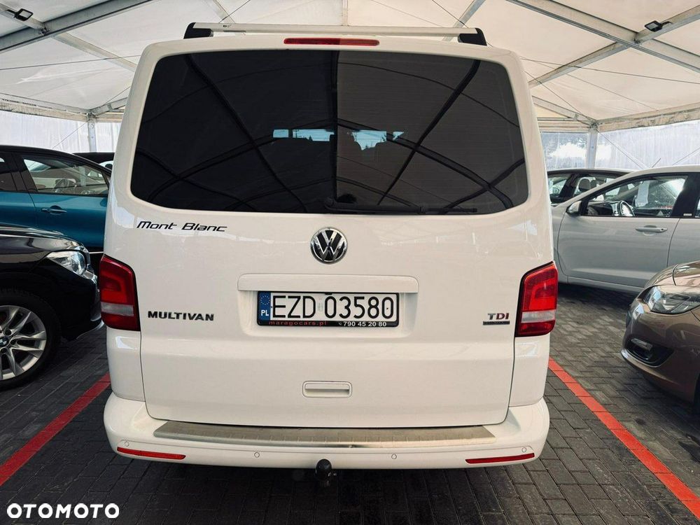 Volkswagen Multivan - 12