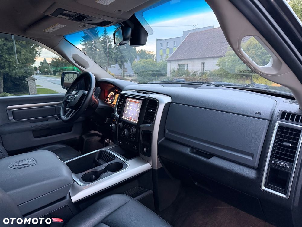 RAM 1500 - 11
