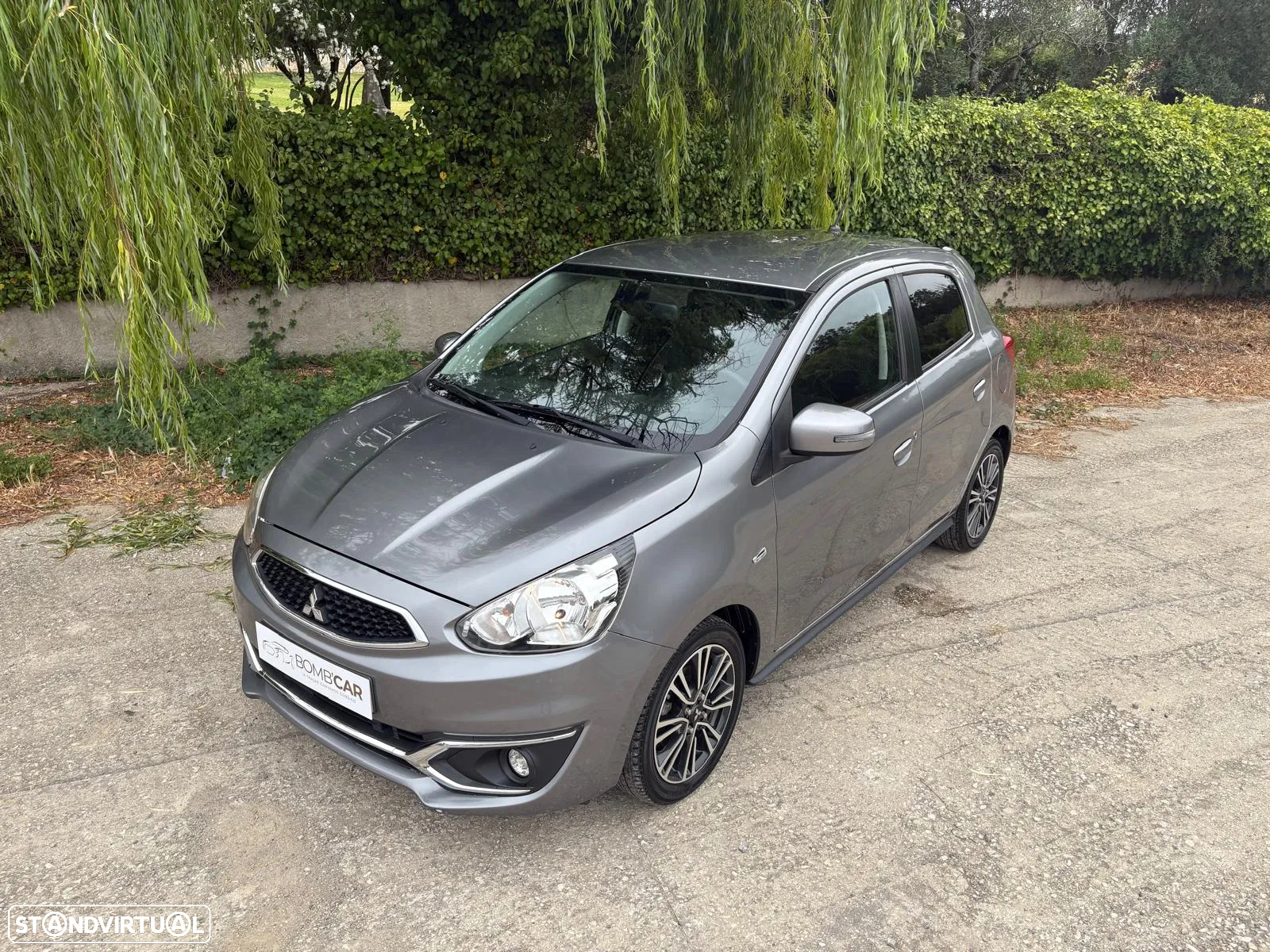 Mitsubishi Space Star 1.2 Intense Connect Edition - 2