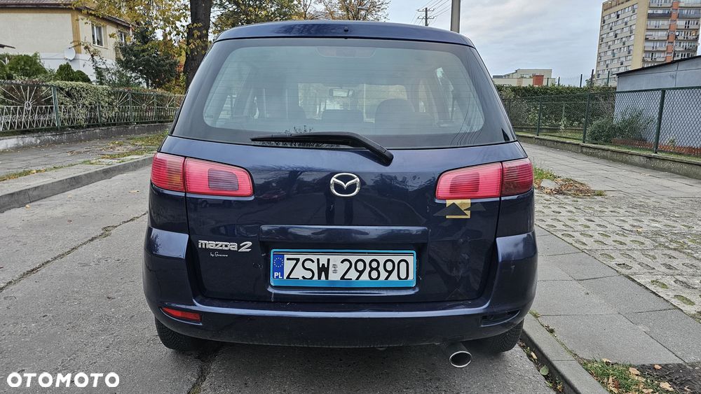 Mazda 2 - 6