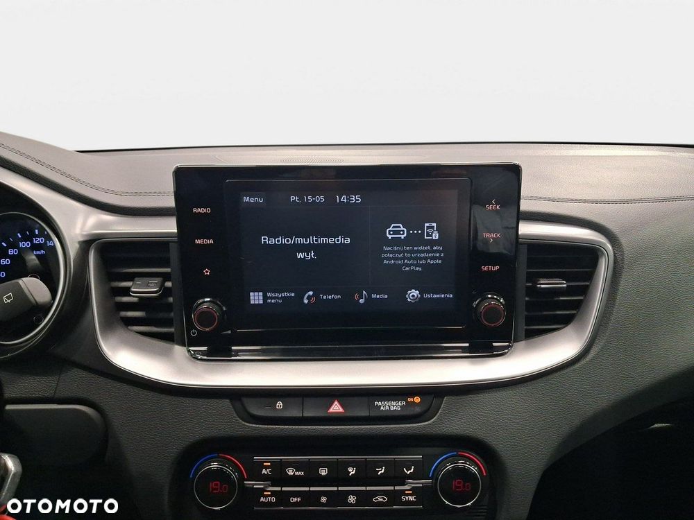 Kia XCeed - 15