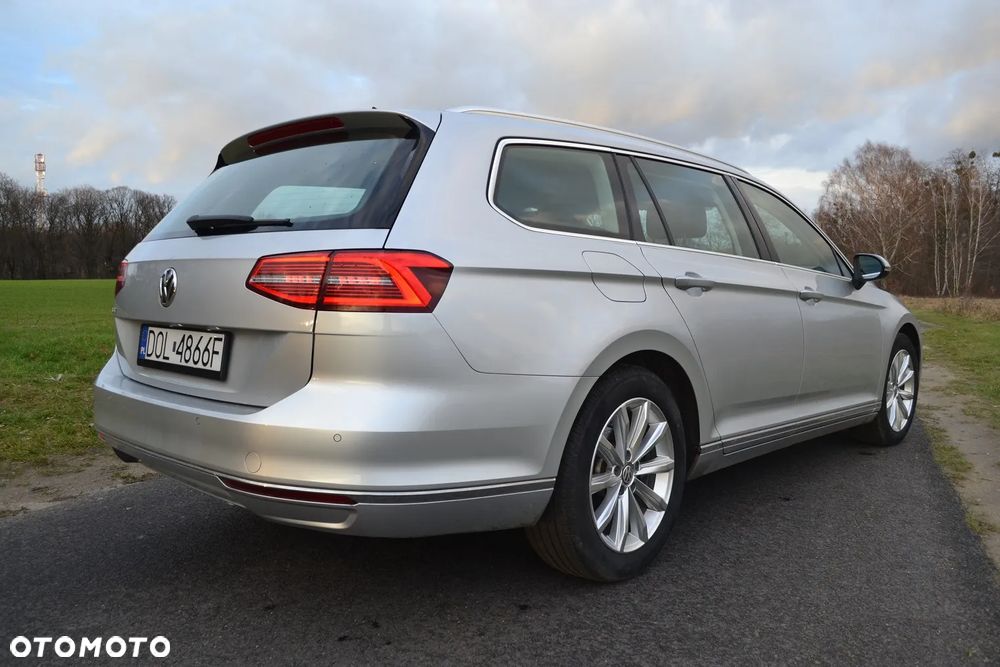 Volkswagen Passat 2.0 TDI (BlueMotion Technology) Highline - 7