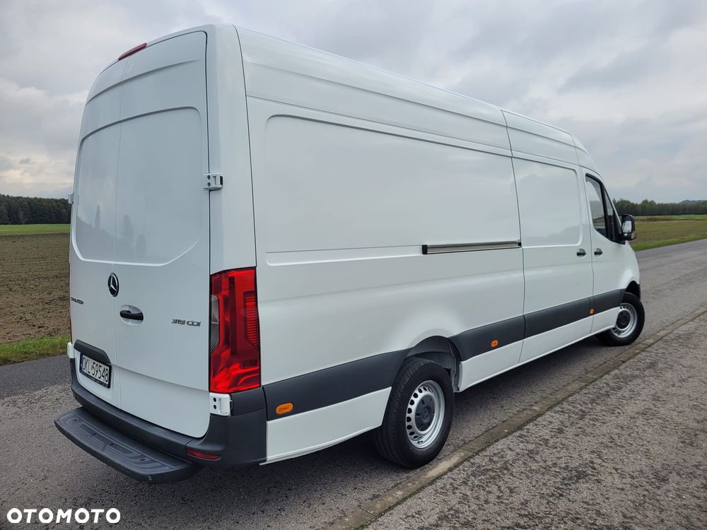 Mercedes-Benz Sprinter - 8