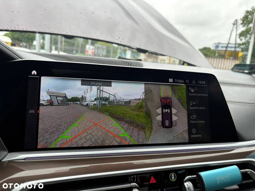 BMW X7 M50i sport - 22