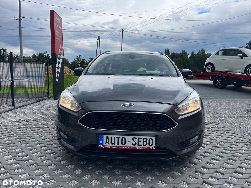 Ford Focus 1.0 EcoBoost Titanium - 3
