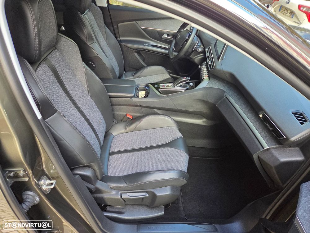 Peugeot 3008 PureTech 130 Stop & Start GPF EAT8 Allure - 25